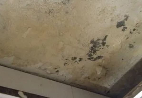 德州市阳台漏水维修公司分享下德州市卫生间渗水维修需要注意哪些问题。